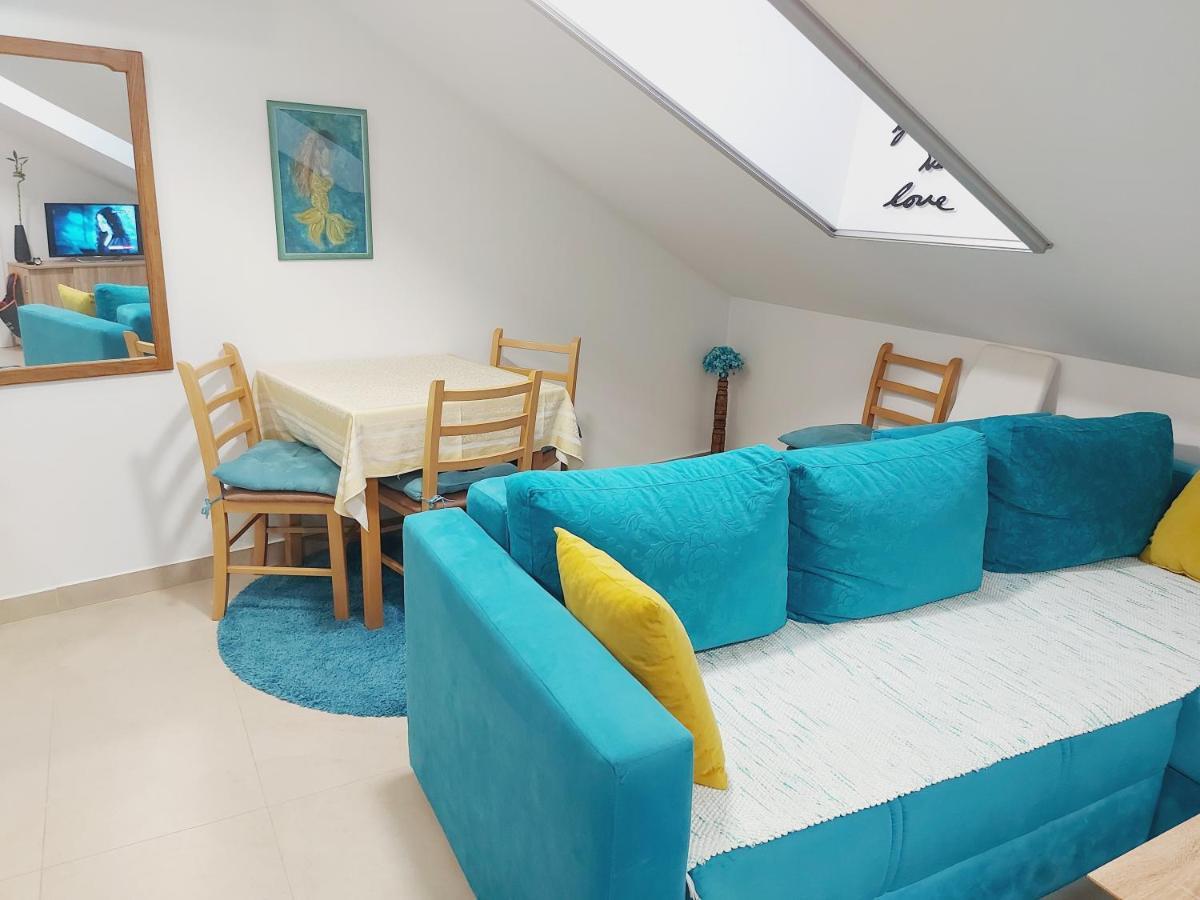 Apartman Santorini Νόβι Σαντ Εξωτερικό φωτογραφία
